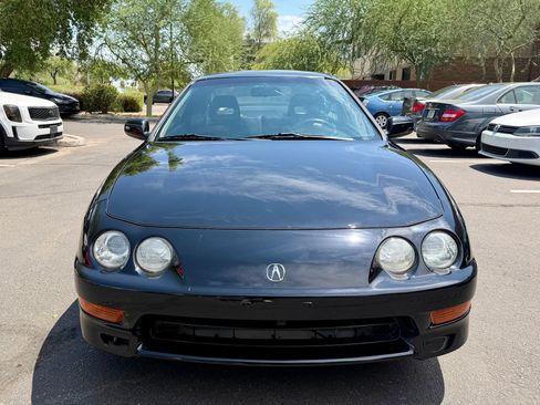 Used 1999 Acura Integra GS-R FWD image 2