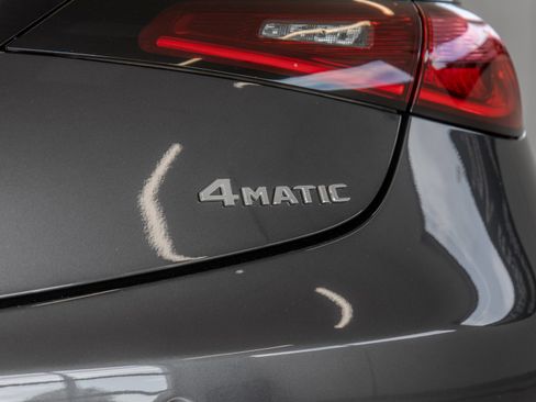 Used 2024 Mercedes-Benz CLE 300 4MATIC Cabriolet image 27