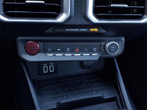 Used 2024 Ford Mustang Premium image 13