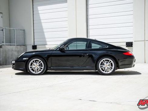 Used 2010 Porsche 911 GT3 RS image 7