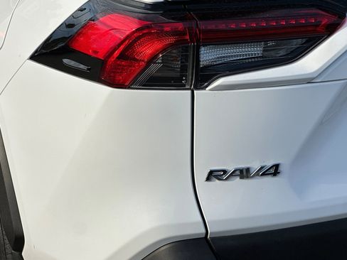 Certified 2023 Toyota RAV4 XLE image 28