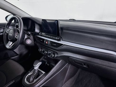 Used 2022 Kia Forte LXS w/ LXS Technology Package FWD image 27