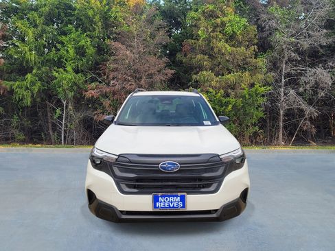 New 2026 Subaru Forester AWD/4WD image 2