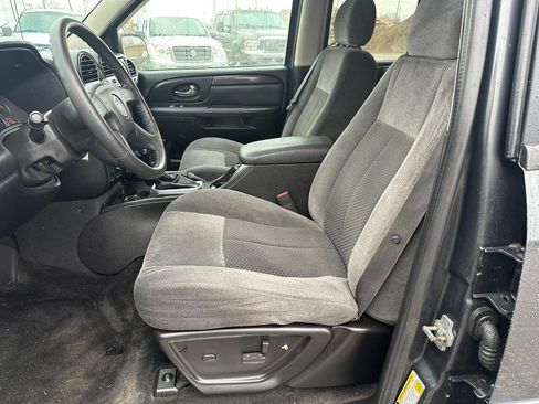 Used 2007 GMC Envoy SLE image 12