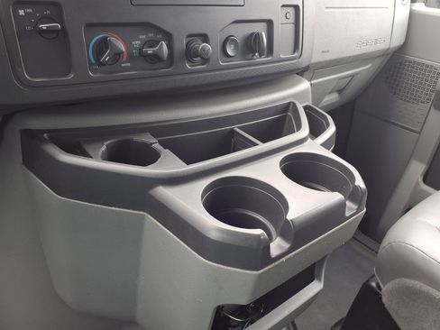 Used 2011 Ford E-250 and Econoline 250 Extended w/ PWR Group image 12