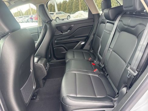 New 2026 Lincoln Corsair Premiere image 18