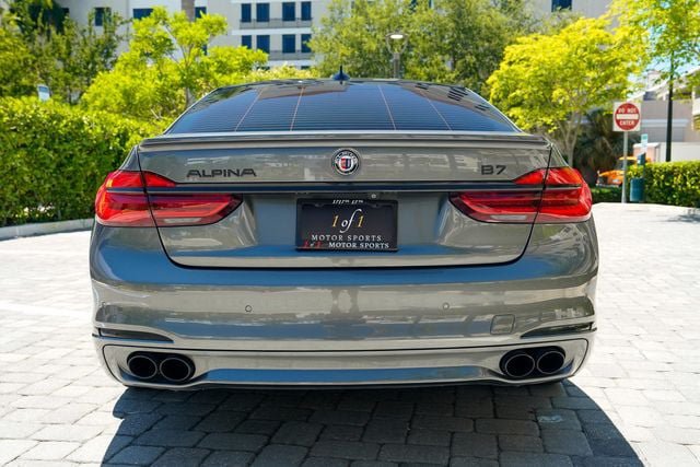 Used 2017 BMW ALPINA B7 xDrive AWD/4WD image 24