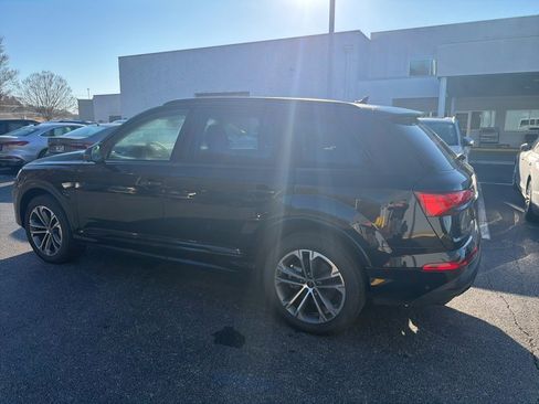 Used 2025 Audi Q7 2.0T Premium w/ Convenience Plus Package image 1