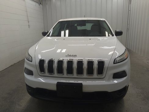 Used 2016 Jeep Cherokee Sport w/ Cold Weather Group AWD/4WD image 15