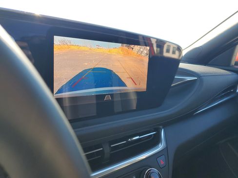 Used 2024 Buick Envista Preferred w/ Convenience I Package image 24