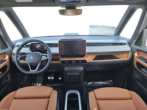 New 2025 Volkswagen ID. Buzz Pro S image 9
