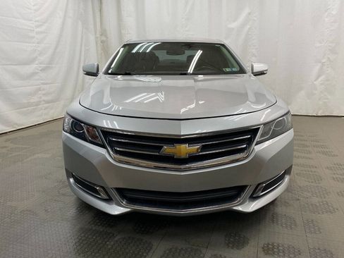 Used 2014 Chevrolet Impala LT w/ Convenience Package image 3