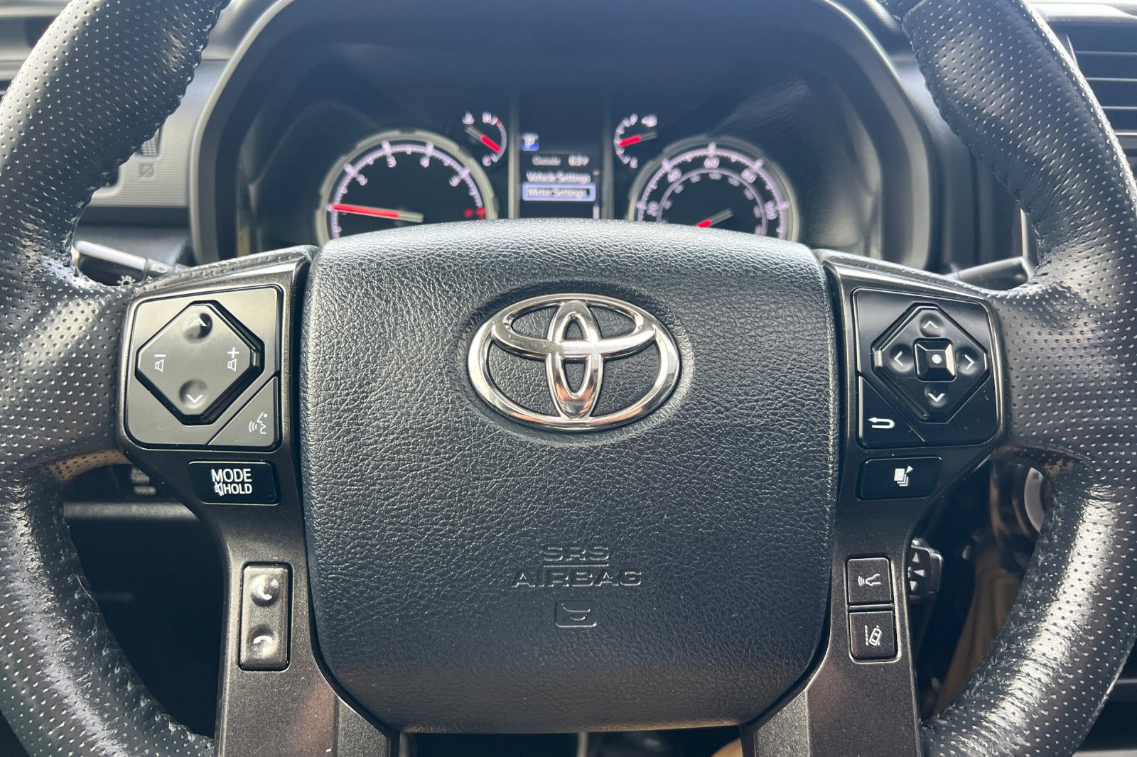 Certified 2023 Toyota 4Runner TRD Off-Road Premium w/ Moonroof Package AWD/4WD image 24