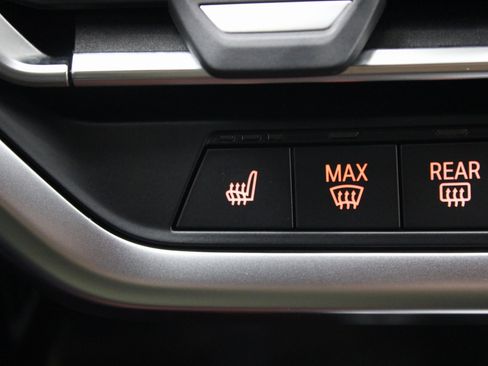 Used 2024 BMW X4 M40i w/ Premium Package image 38