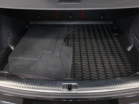 Used 2023 Audi SQ5 Premium Plus image 16