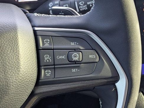 New 2026 Jeep Grand Cherokee Limited w/ Limited Altitude Package image 28