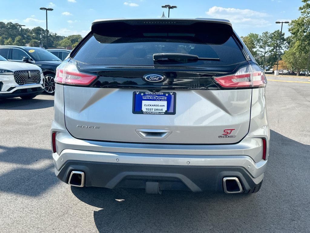 Used 2020 Ford Edge ST w/ Equipment Group 401A AWD/4WD image 15