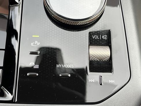 New 2025 BMW X3 xDrive30i w/ Premium Package image 8