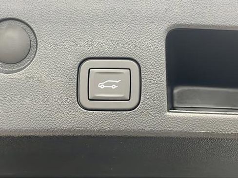 New 2026 Chevrolet Equinox RS w/ Convenience Package III image 33