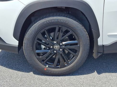 New 2026 Toyota Corolla Cross AWD Hybrid w/ Convenience Package image 19