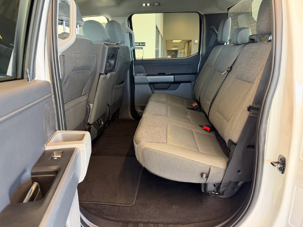 Used 2024 Ford F150 XLT AWD/4WD image 25