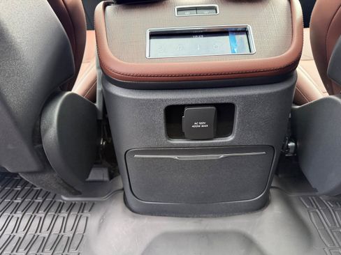 New 2025 Lincoln Navigator L Reserve image 20