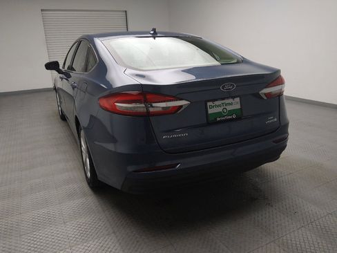 Used 2019 Ford Fusion SE image 6
