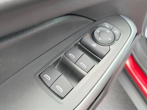 New 2026 Chevrolet Trax LS w/ LS Convenience Package FWD image 24