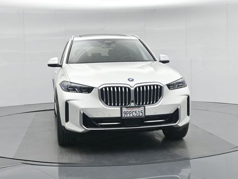 Used 2025 BMW X5 xDrive50e image 58