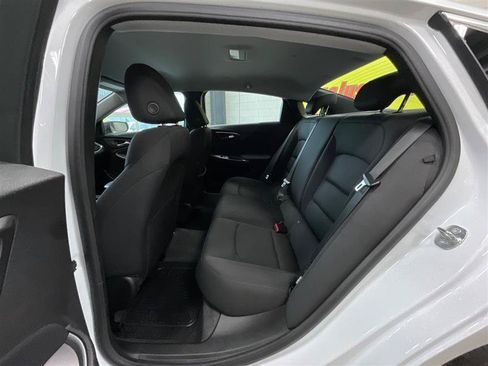 Used 2023 Chevrolet Malibu LS FWD image 20