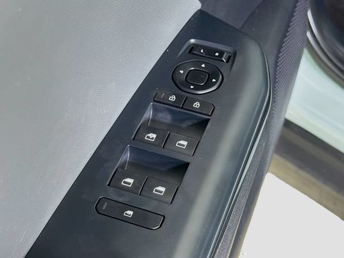 Used 2025 Kia K4 FWD image 21