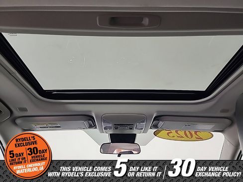 Used 2025 Toyota RAV4 XLE Premium image 18