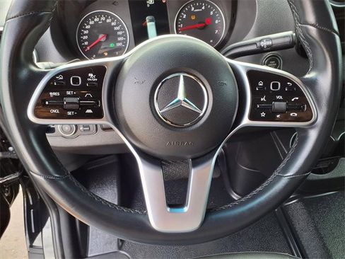 Used 2023 Mercedes-Benz Sprinter 2500 image 15