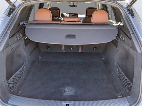 Used 2022 Audi Q5 2.0T Premium w/ Convenience Package image 14