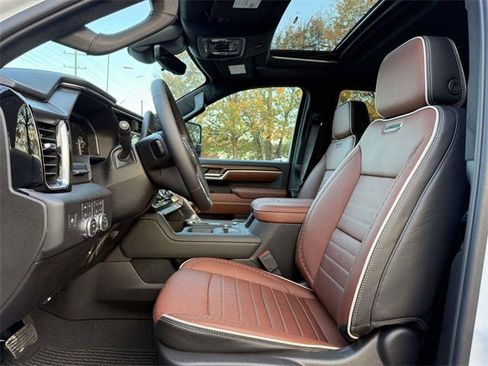 New 2026 GMC Sierra 3500 Denali Ultimate image 8