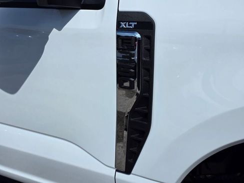 New 2026 Ford F350 4x4 SuperCab Super Duty image 36