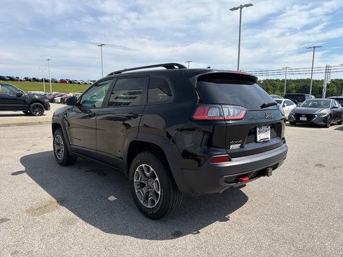 Used 2022 Jeep Cherokee Trailhawk w/ Sound & Nav Group AWD/4WD image 8