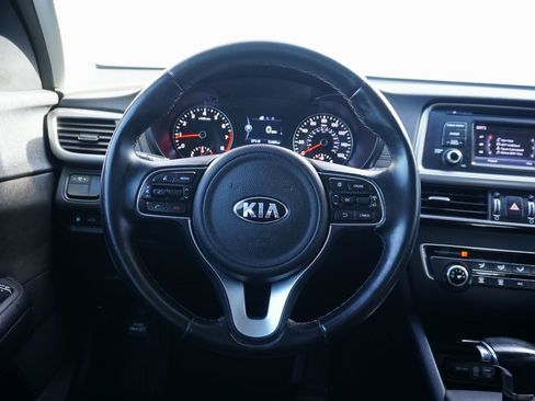Used 2016 Kia Optima LX image 17