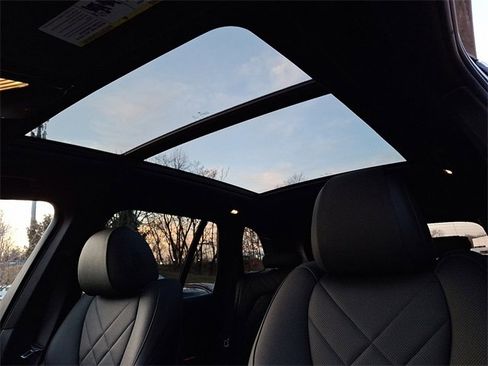 Used 2023 BMW X5 xDrive40i w/ Premium Package image 14