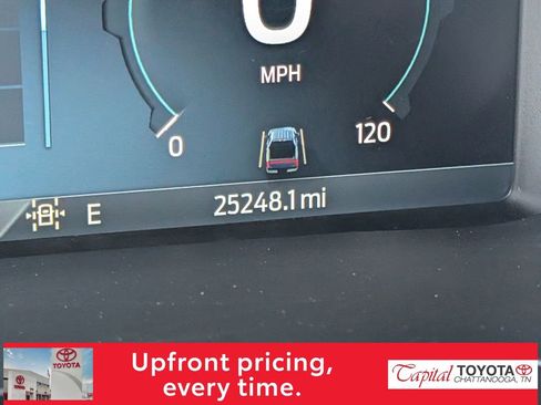 Used 2023 Ford F150 Lightning XLT AWD/4WD image 18