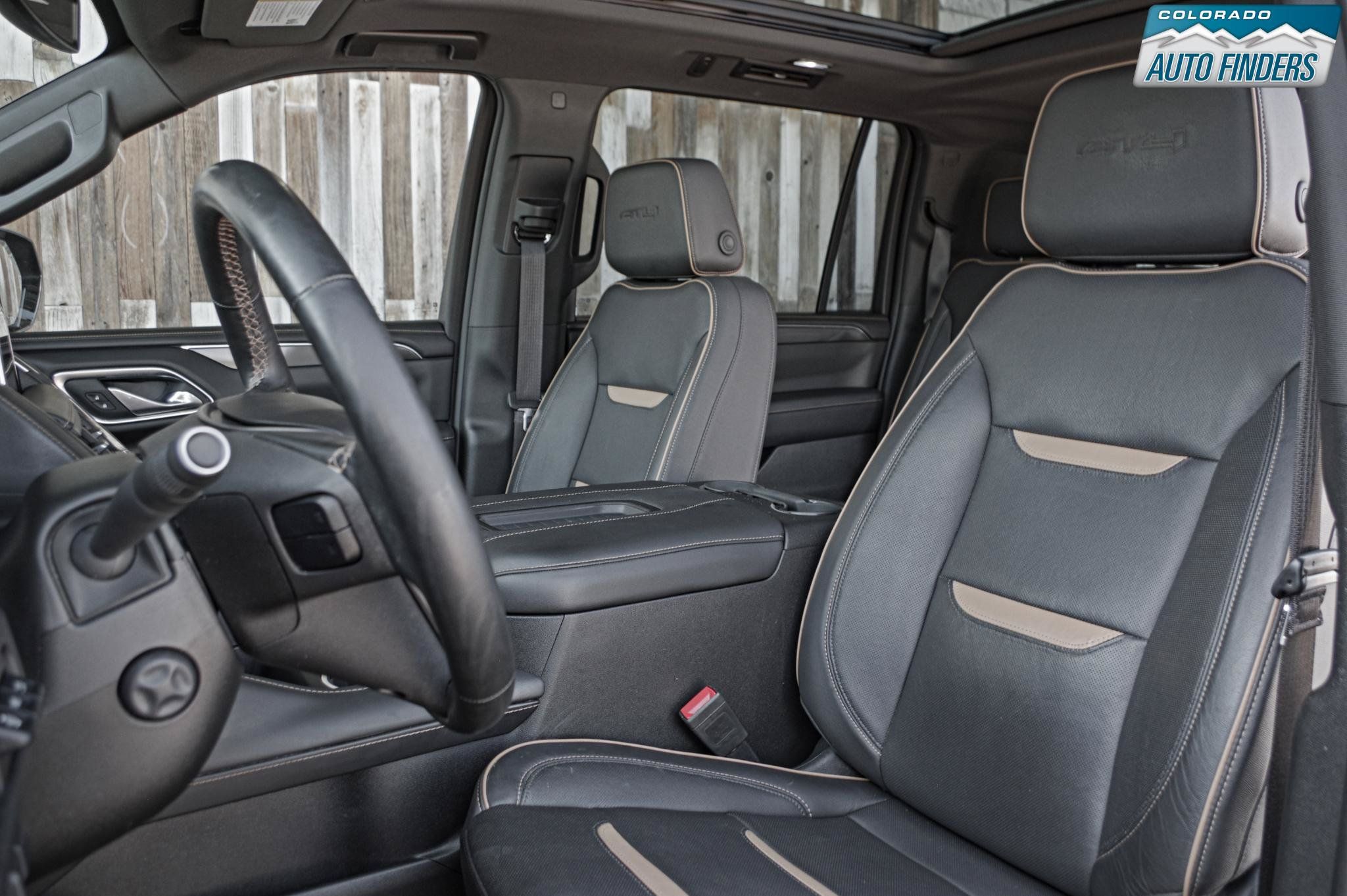 Used 2023 GMC Yukon XL AT4 w/ AT4 Premium Plus Package AWD/4WD image 13