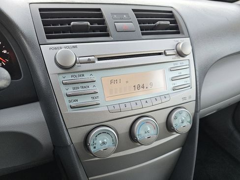 Used 2007 Toyota Camry LE image 48