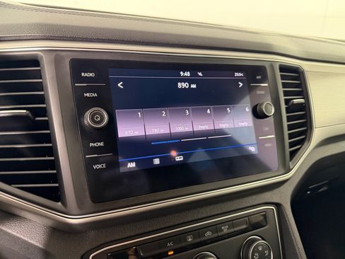 Used 2018 Volkswagen Atlas Launch Edition FWD image 15