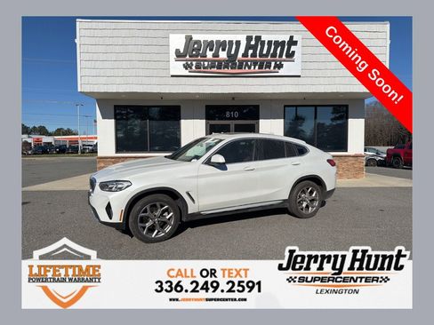 Used 2022 BMW X4 xDrive30i w/ Convenience Package image 1