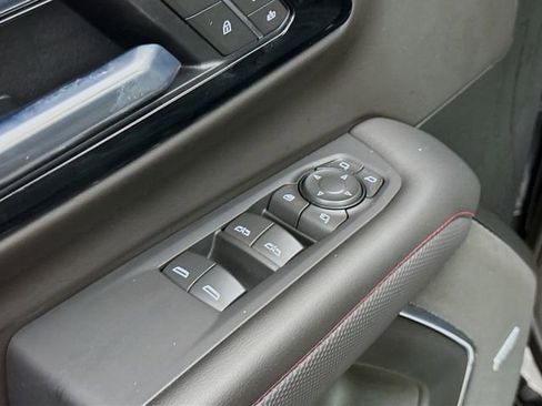Used 2025 Chevrolet Tahoe RST AWD/4WD image 20