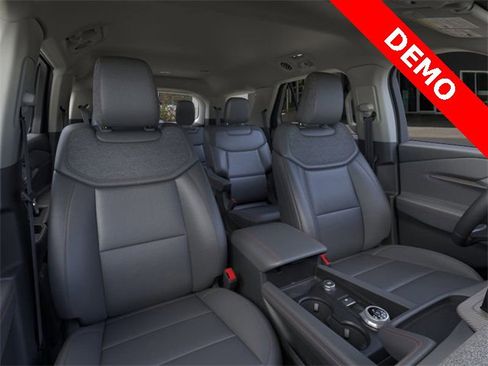 New 2026 Ford Explorer Active w/ Active Comfort Package image 10