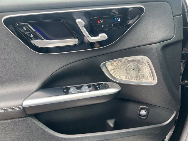 Used 2023 Mercedes-Benz C 300 4MATIC Sedan image 16