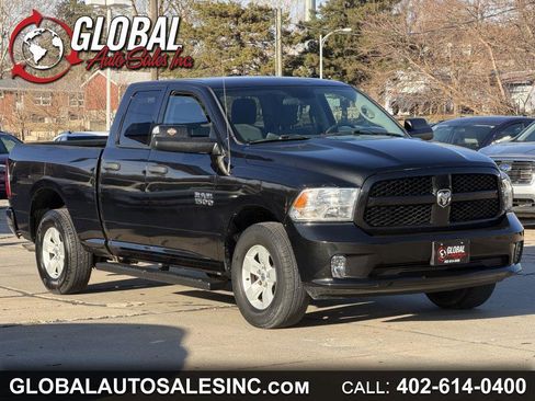 Used 2017 RAM 1500 Express image 1
