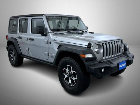 Used 2018 Jeep Wrangler Unlimited Sport S image 3