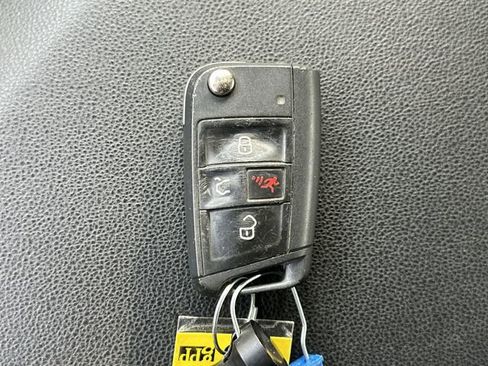 Certified 2024 Volkswagen Jetta S image 34